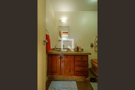 Apartamento para alugar com 140m², 3 quartos e 2 vagas Apartamento para alugar com 140m², 3 quartos e 2 vagasBanheiro Social