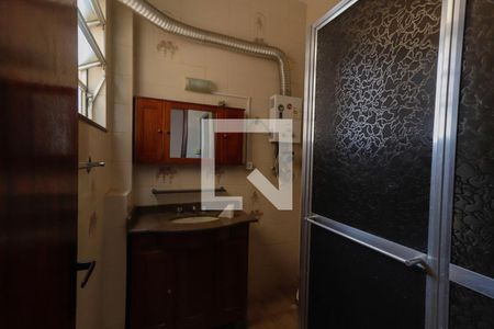 Apartamento à venda com 65m², 2 quartos e 1 vaga Apartamento à venda com 65m², 2 quartos e 1 vagaBanheiro