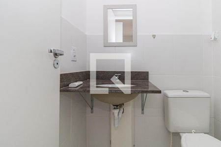 Banheiro da Suíte de apartamento para alugar com 2 quartos, 55m² em Farrapos, Porto Alegre