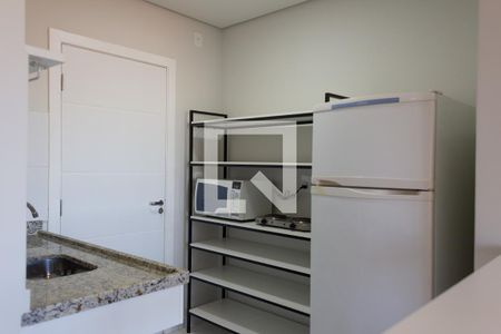 Cozinha de kitnet/studio para alugar com 1 quarto, 23m² em Iguatemi, Ribeirão Preto