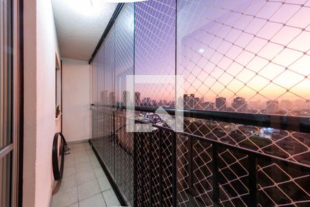 Varanda  de apartamento à venda com 3 quartos, 64m² em Vila Ema, São Paulo