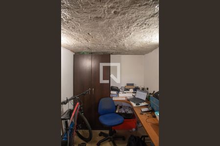 Casa à venda com 136m², 3 quartos e 4 vagasEscritório