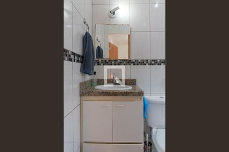 Casa à venda com 136m², 3 quartos e 4 vagasBanheiro da Suíte 2