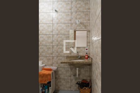 Casa à venda com 136m², 3 quartos e 4 vagasBanheiro da Suíte 1