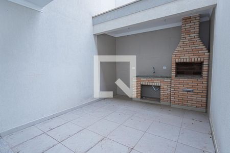 Casa à venda com 180m², 3 quartos e 3 vagas Casa à venda com 180m², 3 quartos e 3 vagasChurrasqueira