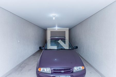 Casa à venda com 180m², 3 quartos e 3 vagas Casa à venda com 180m², 3 quartos e 3 vagasGaragem