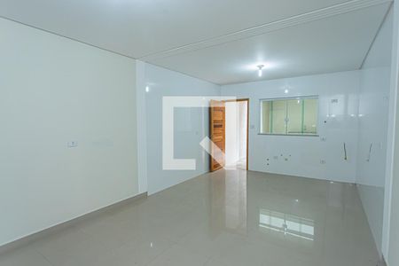 Casa à venda com 180m², 3 quartos e 3 vagas Casa à venda com 180m², 3 quartos e 3 vagasCozinha