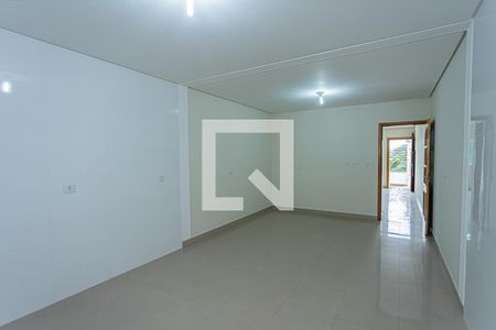 Casa à venda com 180m², 3 quartos e 3 vagas Casa à venda com 180m², 3 quartos e 3 vagasCozinha
