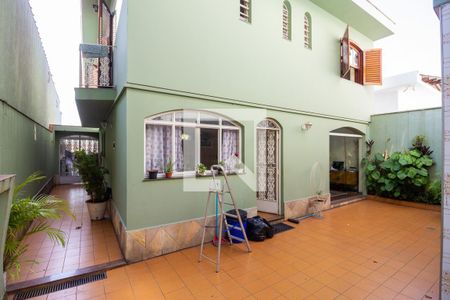 Casa à venda com 450m², 3 quartos e 10 vagasQuintal 