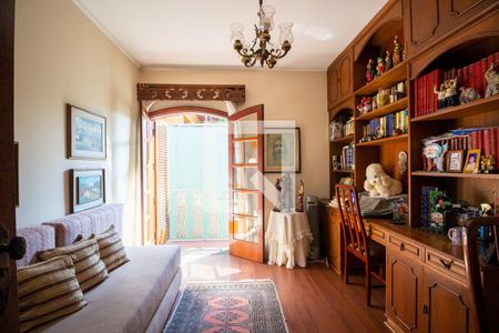 Casa à venda com 450m², 3 quartos e 10 vagasQuarto 