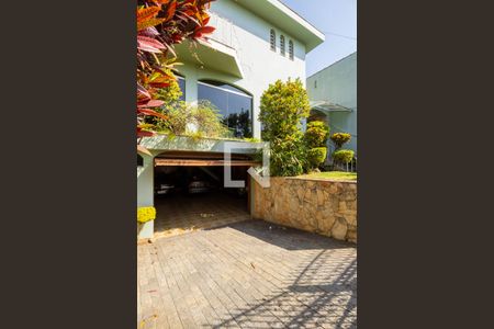 Casa à venda com 450m², 3 quartos e 10 vagasFachada