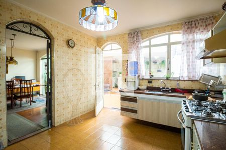 Casa à venda com 450m², 3 quartos e 10 vagasCozinha 