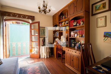 Casa à venda com 450m², 3 quartos e 10 vagasQuarto 