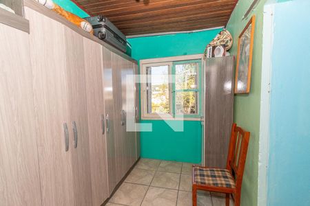 Casa à venda com 48m², 5 quartos e 1 vaga Casa à venda com 48m², 5 quartos e 1 vagaQuarto 5