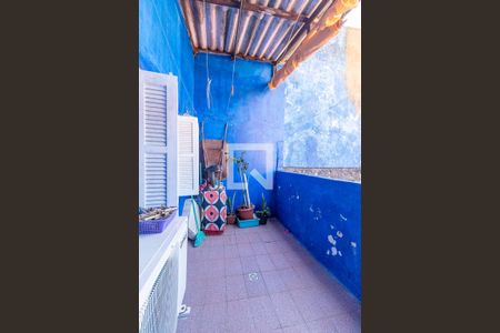 Casa à venda com 48m², 5 quartos e 1 vaga Casa à venda com 48m², 5 quartos e 1 vagaÁrea de Serviço