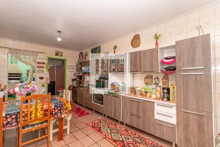 Casa à venda com 48m², 5 quartos e 1 vaga Casa à venda com 48m², 5 quartos e 1 vagaCozinha