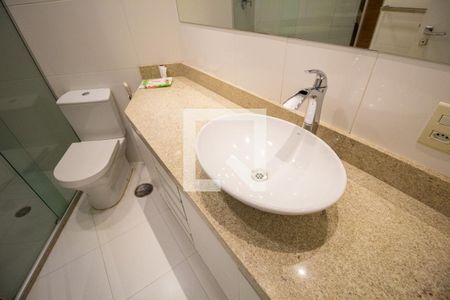 Apartamento à venda com 127m², 3 quartos e 2 vagasBanheiro 