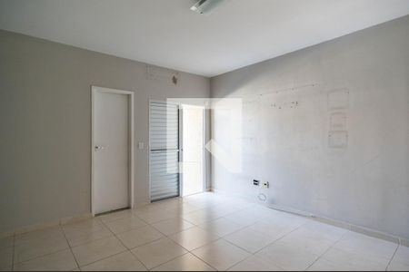 Suíte 1 de casa à venda com 2 quartos, 100m² em Vila Carolina, São Paulo