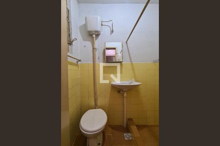 Banheiro de apartamento para alugar com 1 quarto, 30m² em Todos Os Santos, Rio de Janeiro