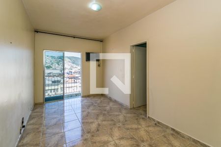 Sala de apartamento à venda com 2 quartos, 58m² em Olaria, Rio de Janeiro