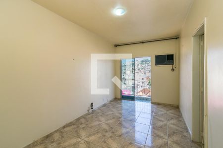 Sala de apartamento à venda com 2 quartos, 58m² em Olaria, Rio de Janeiro