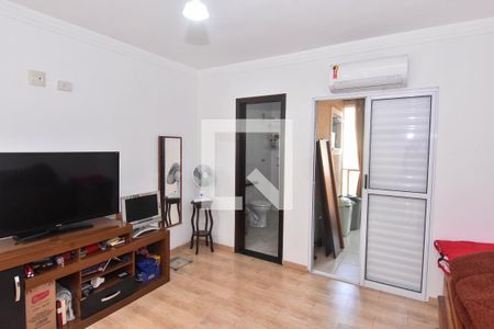 Casa à venda com 200m², 3 quartos e 3 vagasQuarto Suíte