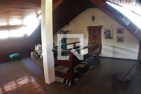 Casa à venda com 300m², 4 quartos e 4 vagasMesanino