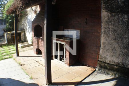 Casa à venda com 300m², 4 quartos e 4 vagasChurrasqueira