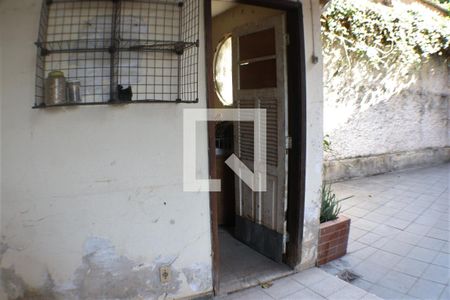 Casa à venda com 300m², 4 quartos e 4 vagasÁrea de Serviço