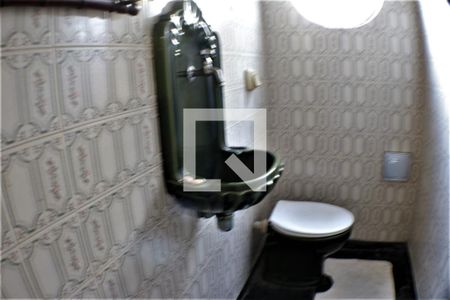 Casa à venda com 300m², 4 quartos e 4 vagasLavabo