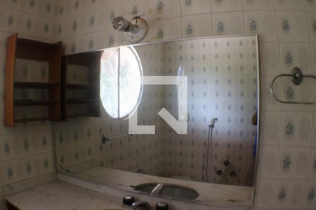 Casa à venda com 300m², 4 quartos e 4 vagasBanheiro do Quarto 3