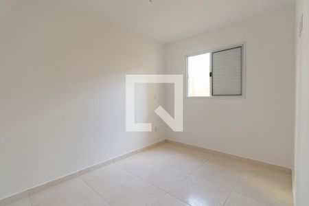 Dormitório 1 de casa de condomínio para alugar com 2 quartos, 42m² em Vila Sao Geraldo, São Paulo