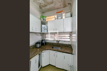 Casa de condomínio à venda com 232m², 3 quartos e 2 vagasCozinha