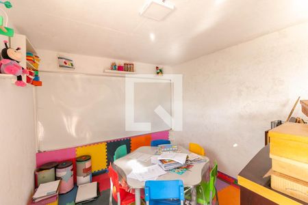 Casa de condomínio à venda com 232m², 3 quartos e 2 vagasQuarto de Serviço