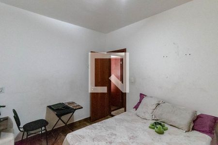 Casa de condomínio à venda com 232m², 3 quartos e 2 vagasQuarto 2