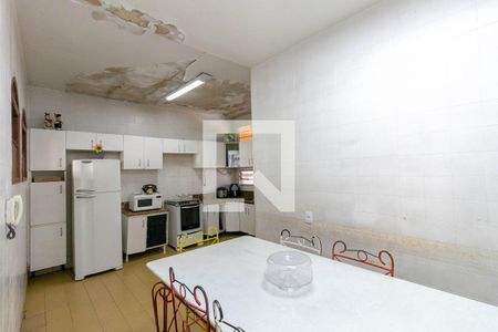 Casa de condomínio à venda com 232m², 3 quartos e 2 vagasCozinha
