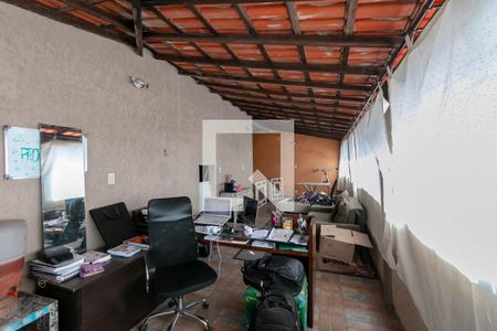Casa de condomínio à venda com 232m², 3 quartos e 2 vagasVaranda