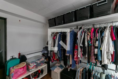 Casa de condomínio à venda com 232m², 3 quartos e 2 vagasQuarto Suíte