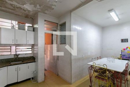 Casa de condomínio à venda com 232m², 3 quartos e 2 vagasCozinha
