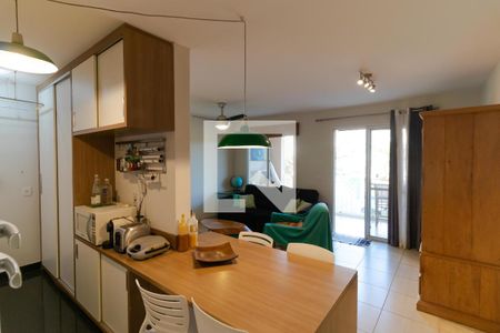 Salas de apartamento à venda com 3 quartos, 76m² em Loteamento Center Santa Genebra, Campinas