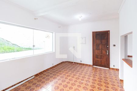 Sala de casa para alugar com 2 quartos, 400m² em Bussocaba, Osasco