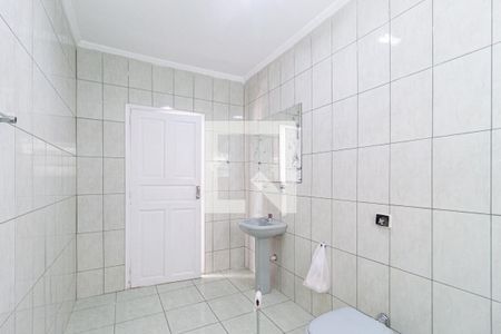 Casa para alugar com 400m², 2 quartos e 2 vagasBanheiro 1