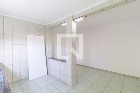 Casa para alugar com 400m², 2 quartos e 2 vagasCozinha