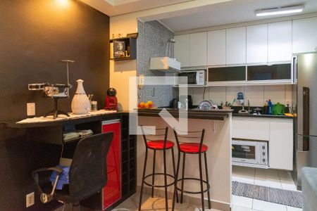 Sala/Cozinha de apartamento à venda com 2 quartos, 49m² em Jardim Nova Europa, Campinas