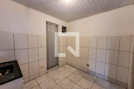 Cozinha de casa de condomínio para alugar com 1 quarto, 30m² em Vila Marte, São Paulo