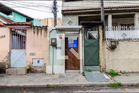 Casa para alugar com 60m², 2 quartos e sem vaga Casa para alugar com 60m², 2 quartos e sem vagaFachada (Plaquinha Quinto Andar)