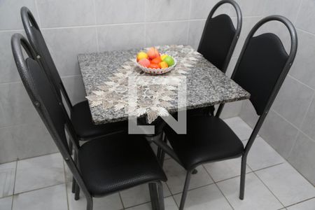 Apartamento para alugar com 86m², 2 quartos e 1 vagaCOZINHA