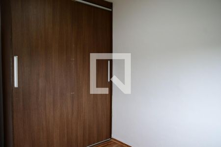 Quarto 1 de apartamento para alugar com 2 quartos, 55m² em Jardim Barbacena, Cotia