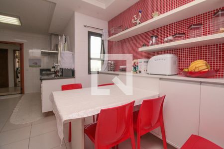 Apartamento à venda com 360m², 4 quartos e 4 vagas Apartamento à venda com 360m², 4 quartos e 4 vagasCozinha