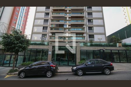 Apartamento à venda com 360m², 4 quartos e 4 vagas Apartamento à venda com 360m², 4 quartos e 4 vagasFachada